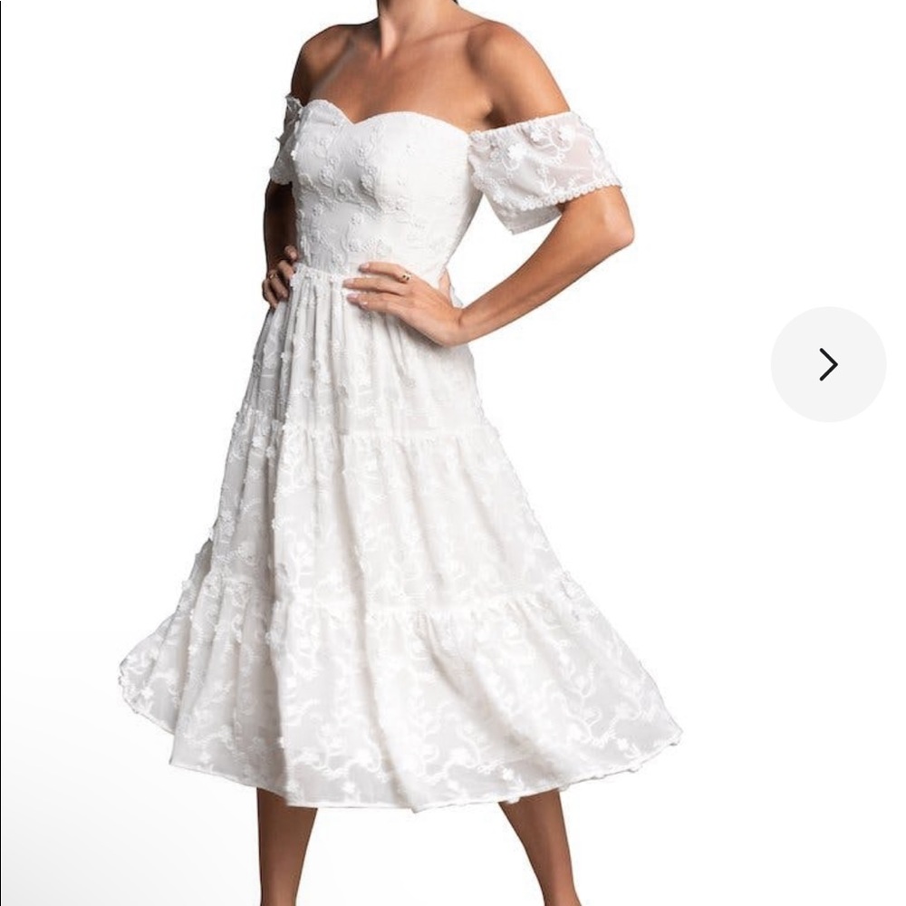Dress the population River dress